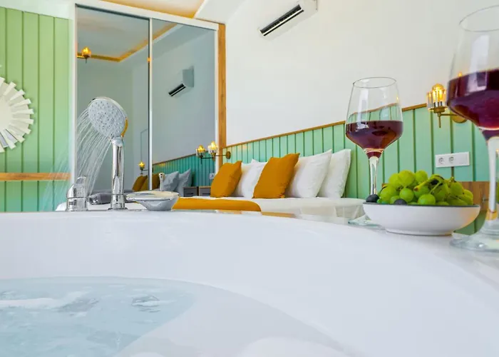 Conservative In Nature - Uzumlu, Kalkan *